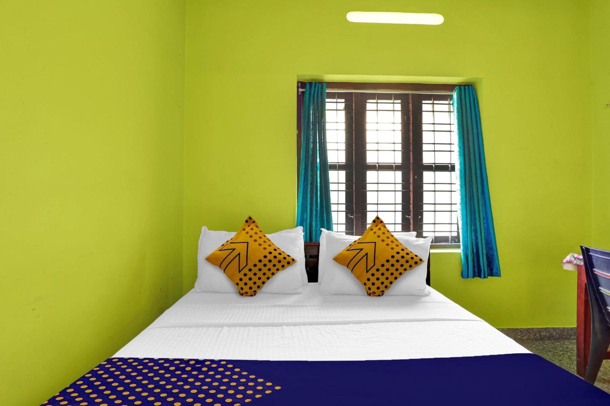 Hotel O Ashok Inn Kazhakuttam Buitenkant foto